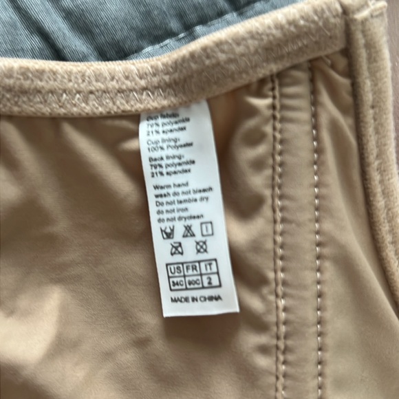 Adjustable Bra - Picture 3 of 3